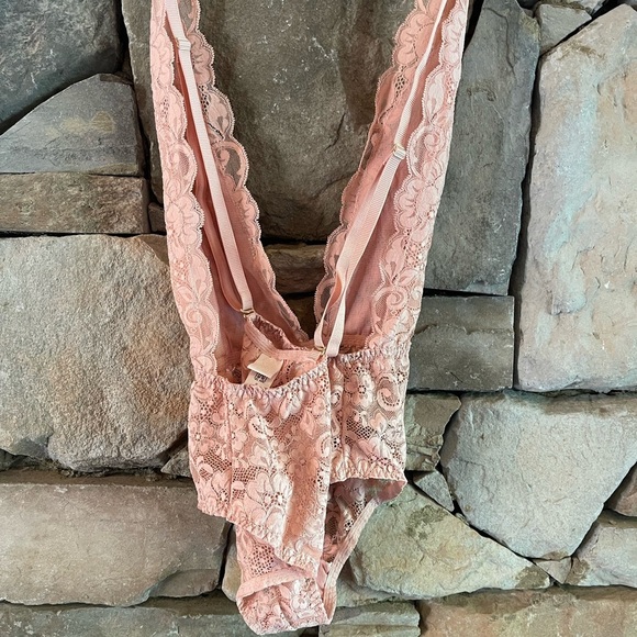 Free People-Comin' In Haht Bodysuit-Copper Rose - Picture 10 of 10